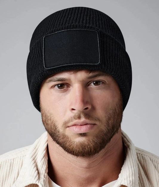 Muts met vierkante patch bedrukken de Bedrukwinkel